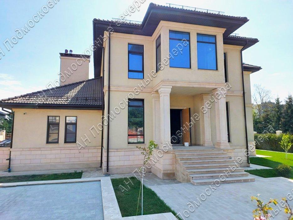 Продам коттедж  в Красногорском районе в Глухово