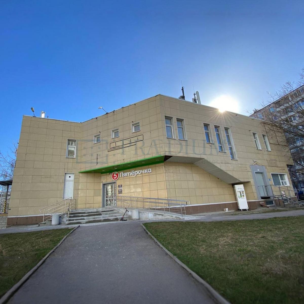 Продам торговое помещение в Москве, д 8 к 3