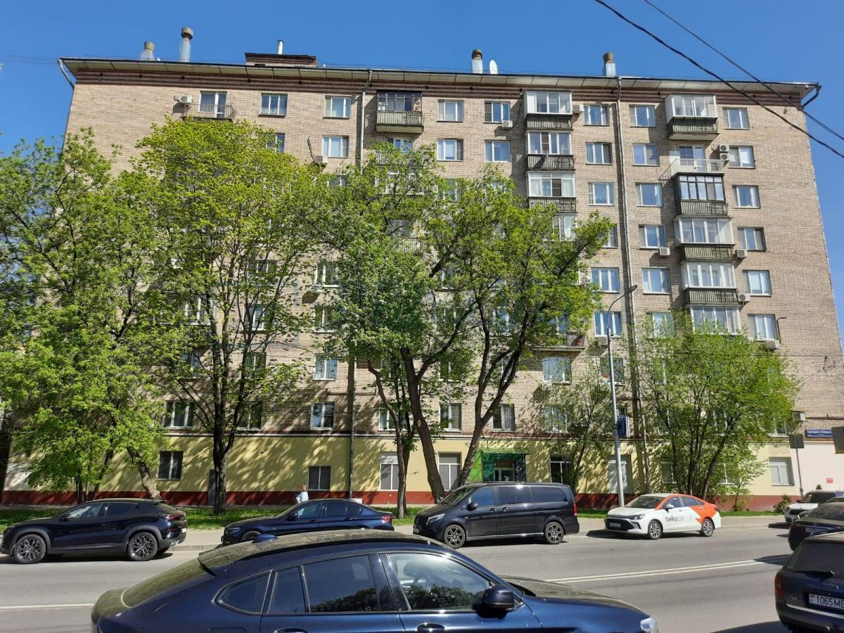 Продам торговое помещение в Москве, д 12
