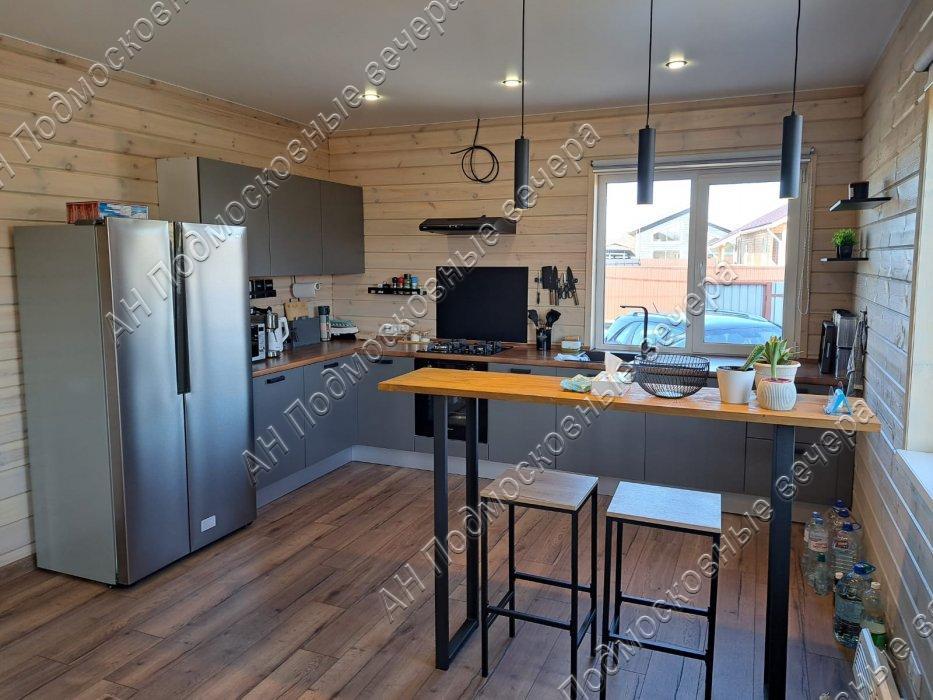 Продам коттедж  в Холмы