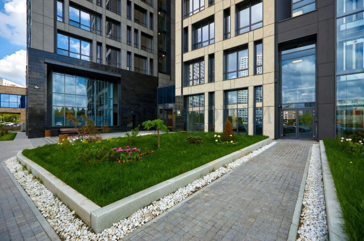 Продам торговое помещение в Москве, д 43 к 5