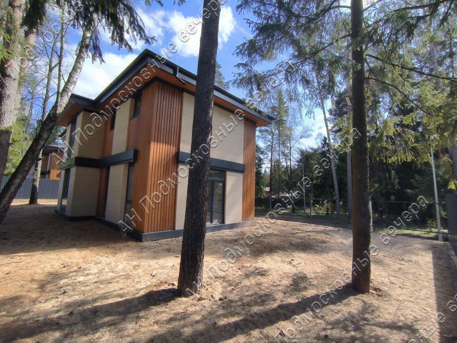 Продам коттедж  в Голиково