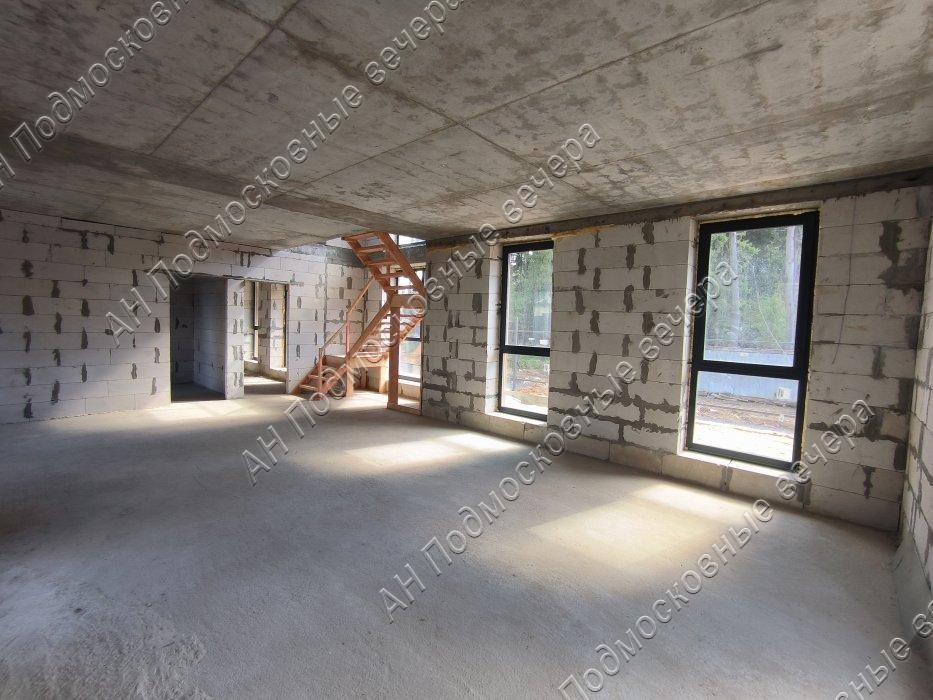 Продам коттедж  в Голиково