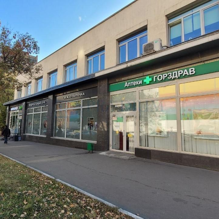 Продам торговое помещение в Москве, д 10