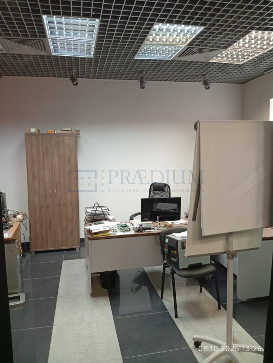 Сдается торговое помещение в Москве, д 33 стр 26