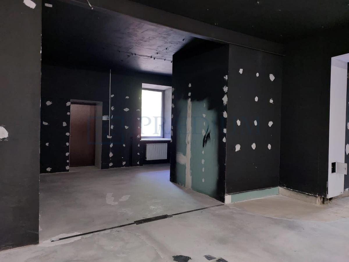 Сдается торговое помещение в Москве, д 13 стр 1