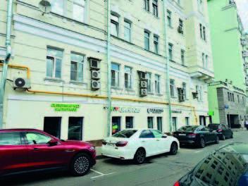 Продам торговое помещение в Москве, д 6