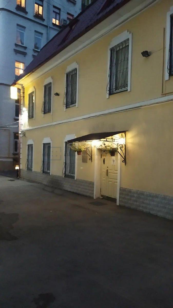 Продам торговое помещение в Москве, д 22 стр 2