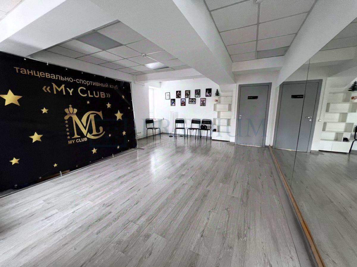 Продам торговое помещение в Москве, д 35 стр 4