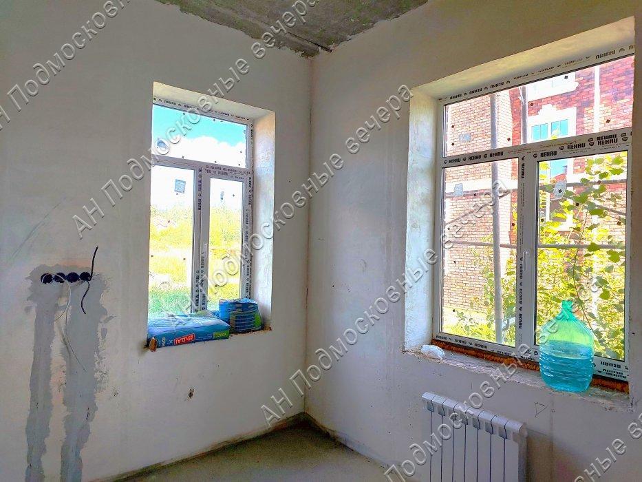 Продам коттедж  в Солнечногорском районе в Баранцево