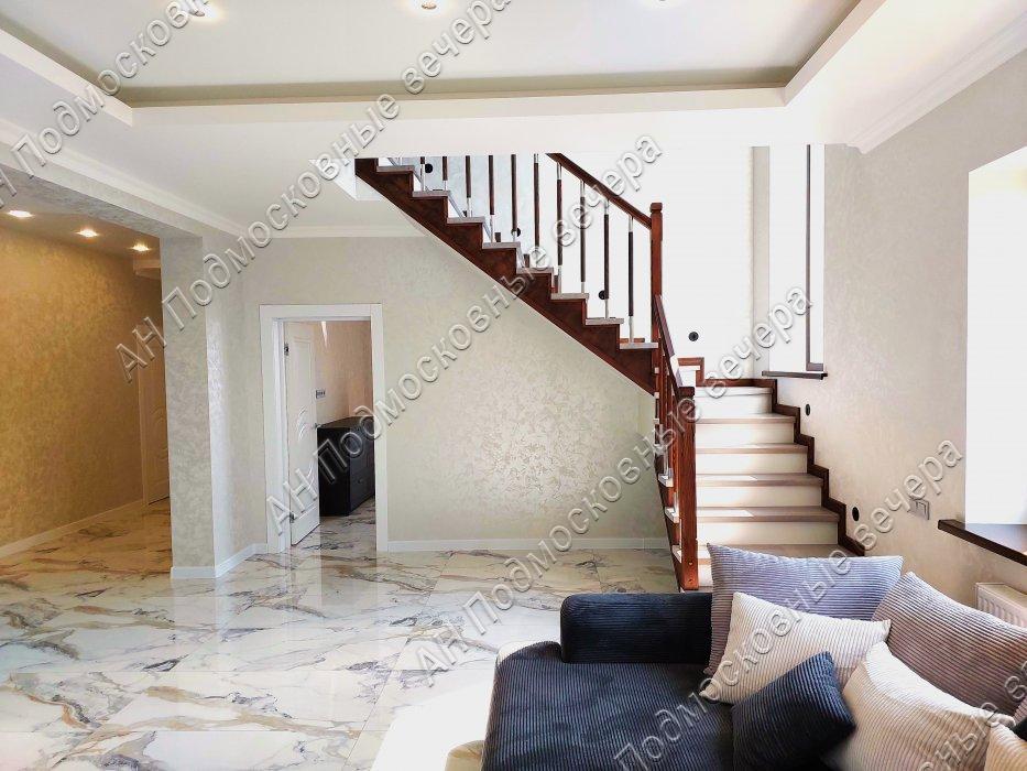 Продам коттедж  в Истринском районе в Духанино