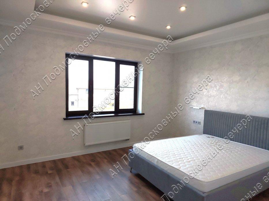 Продам коттедж  в Истринском районе в Духанино