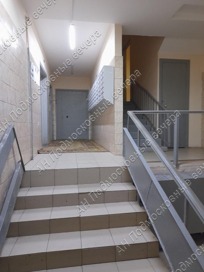 Продам 3-комнатную квартиру в Москве в Юго-Западный р-не, 4к2