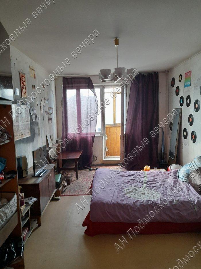 Продам 3-комнатную квартиру в Москве в Юго-Западный р-не, 4к2