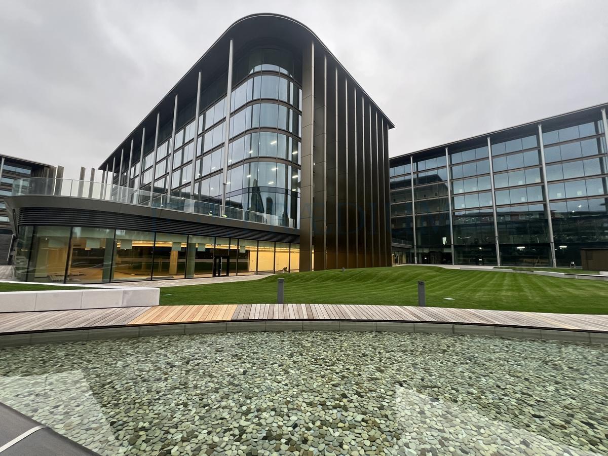 Сдается торговое помещение в Москве, Сколковское шоссе, д 43 стр 6