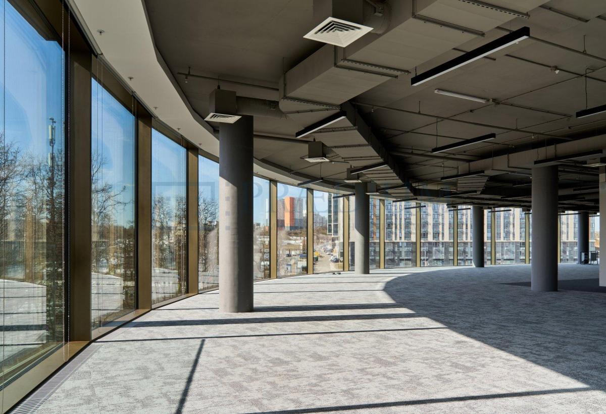 Сдается торговое помещение в Москве, Сколковское шоссе, д 43 стр 5