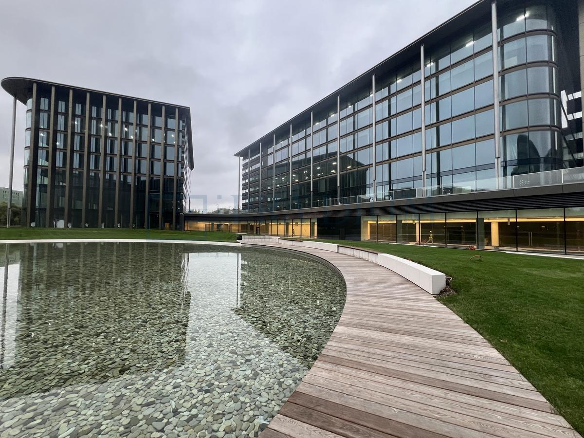 Сдается торговое помещение в Москве, Сколковское шоссе, д 43 стр 5