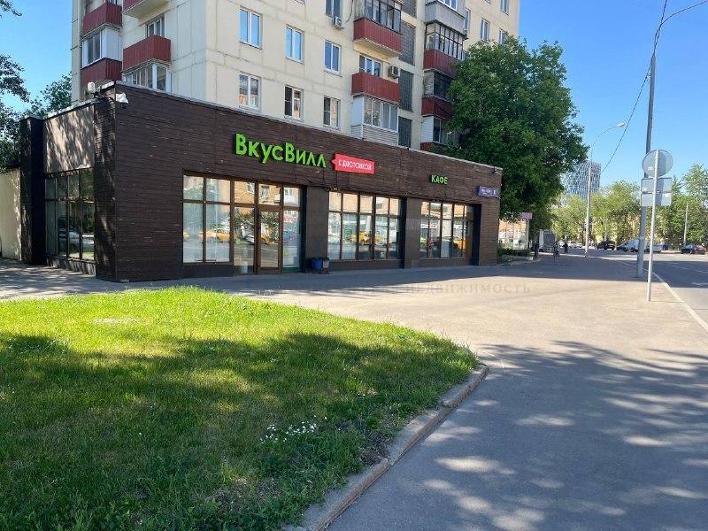 Продам торговое помещение в Москве, д 11 стр 1