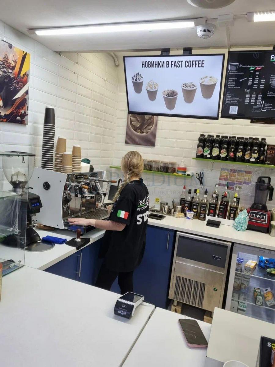 Продам торговое помещение в Москве, д 24/7 стр 8