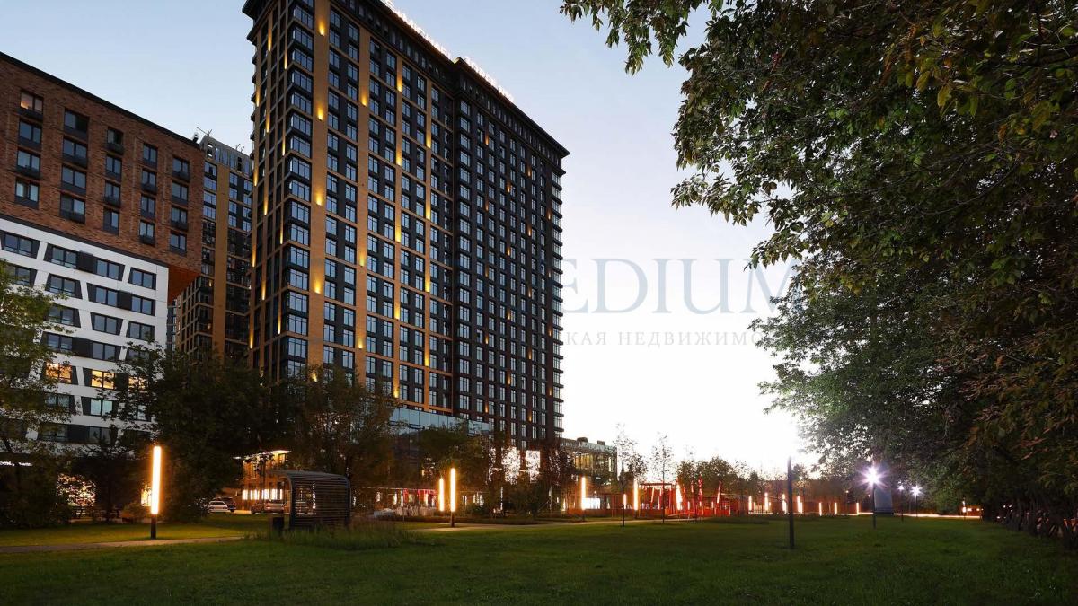 Продам торговое помещение в Москве, д 9