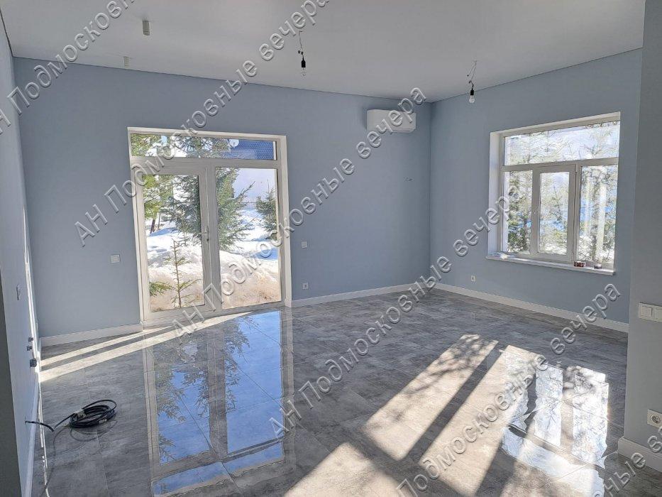 Продам коттедж  в Крючково