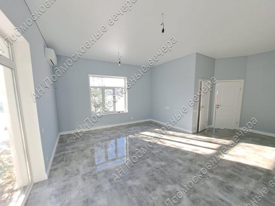 Продам коттедж  в Крючково