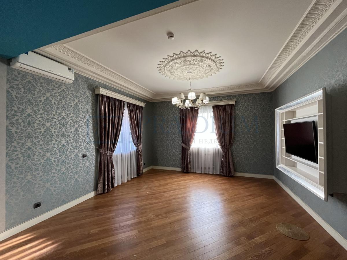 Продам торговое помещение в Москве, д 11 стр 2