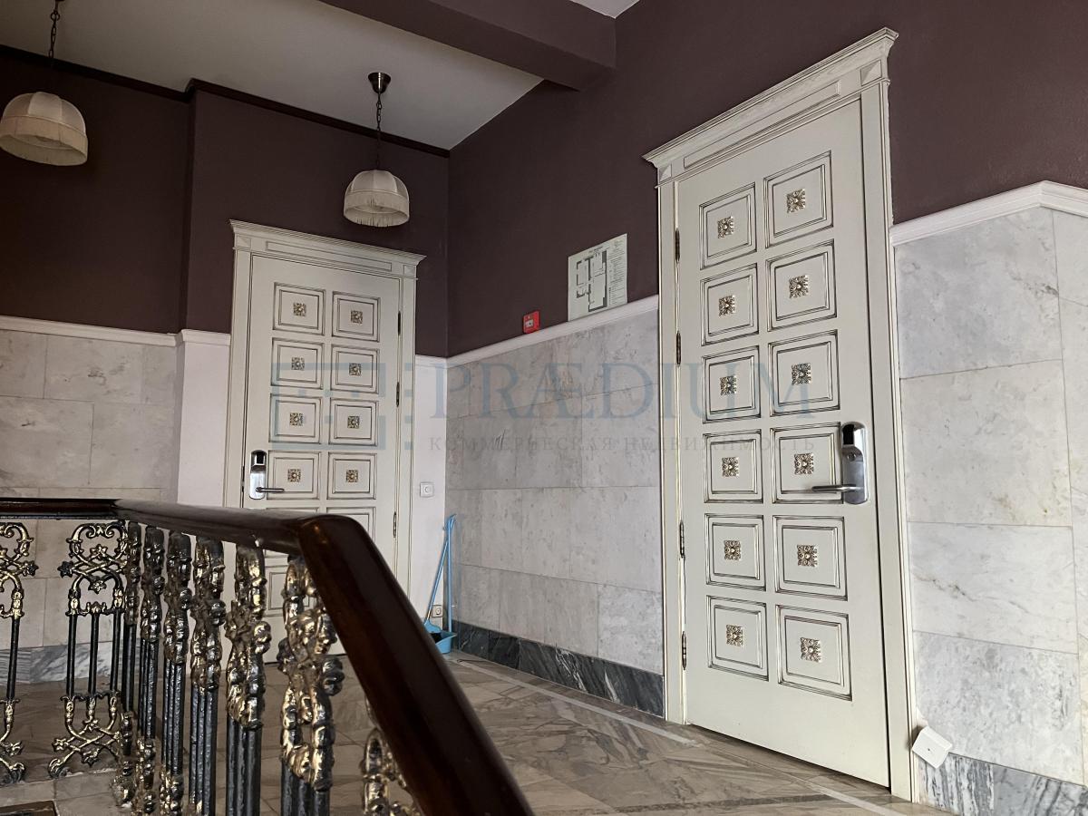 Продам торговое помещение в Москве, д 11 стр 2