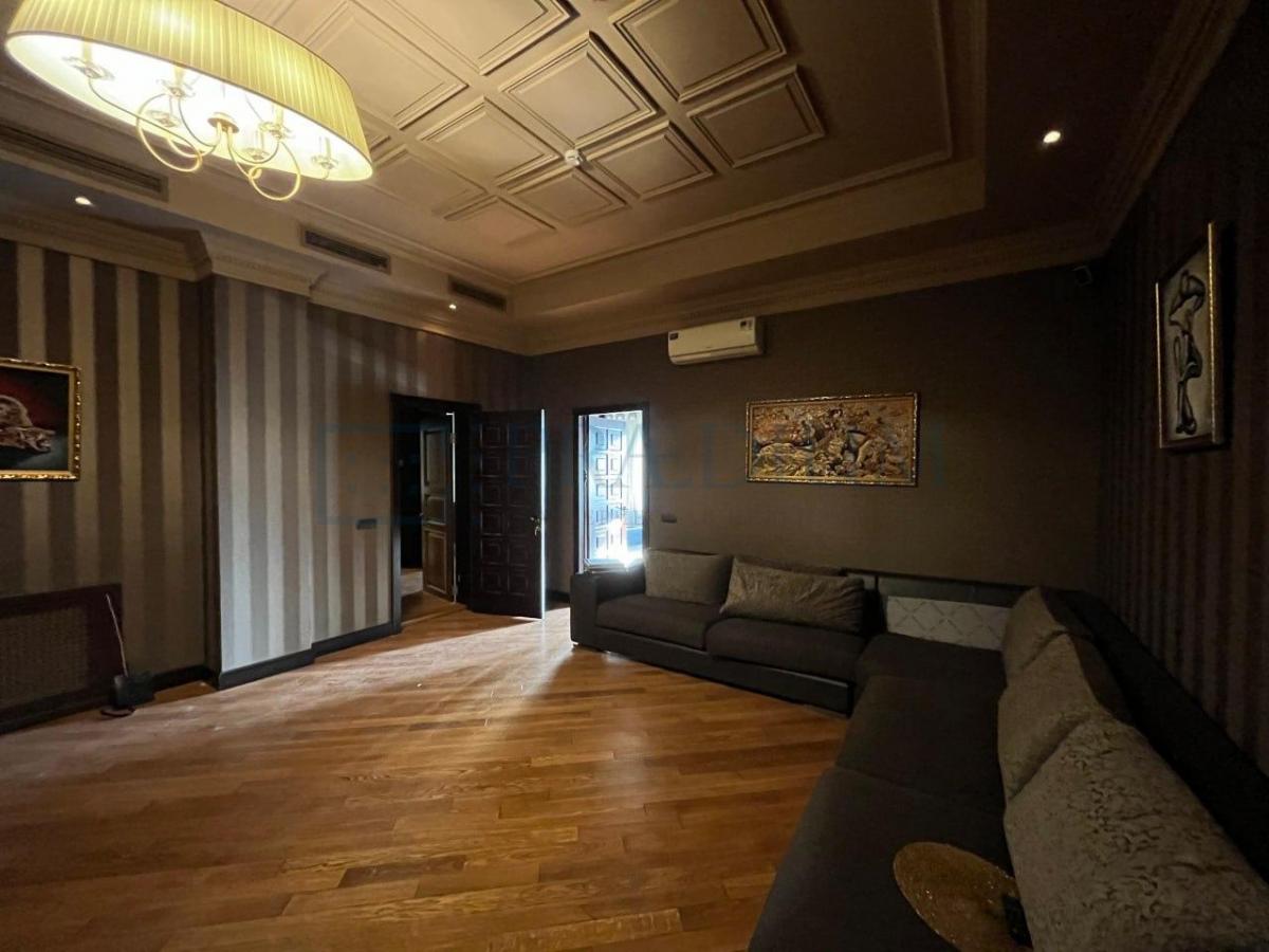 Продам офис в Москве, д 11 стр 2