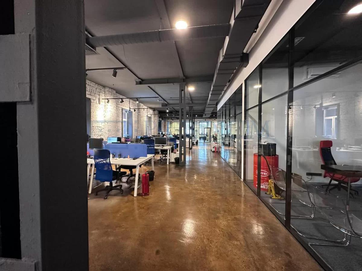 Продам офис в Москве, д 3 к 1 стр 6