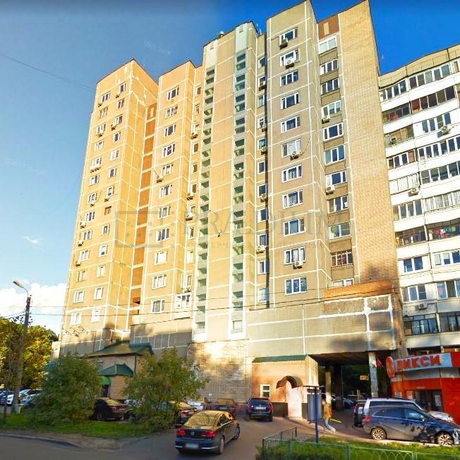 Продам торговое помещение в Москве, д 8