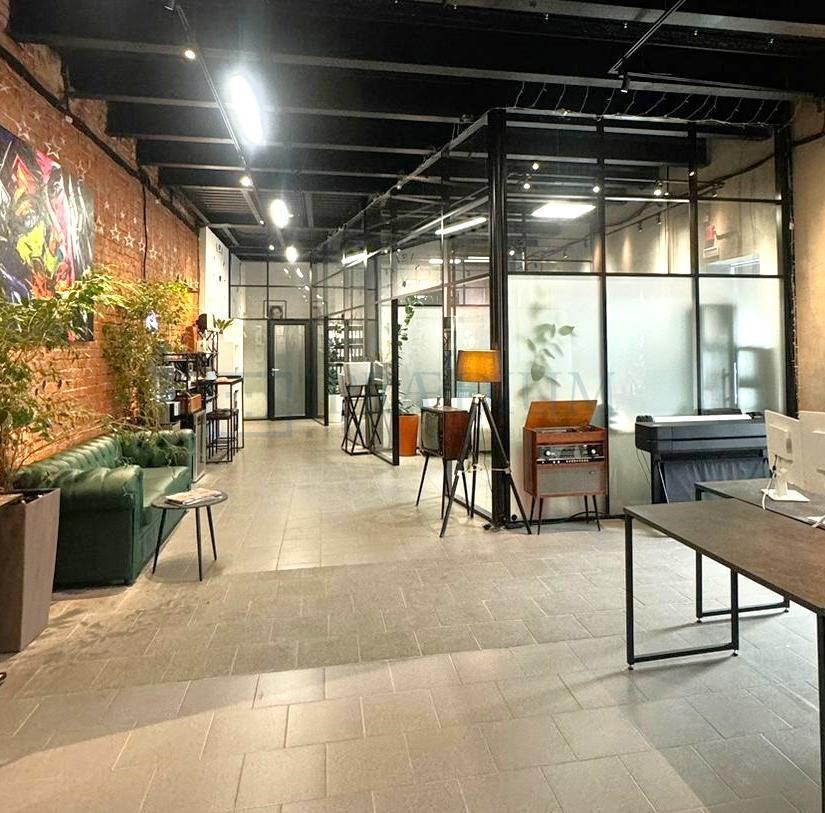 Продам офис в Москве, д 35 стр 8