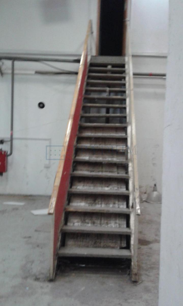 Продам склад в Москве, д 11 стр 7