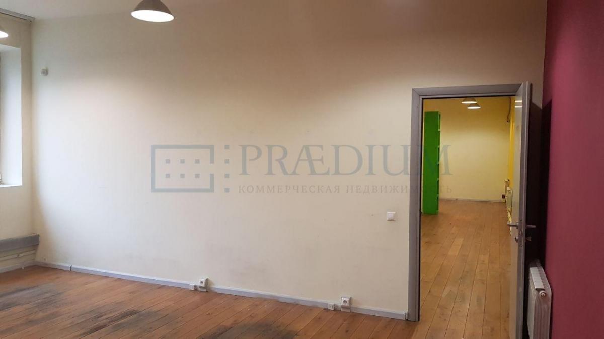 Продам офис в Москве, д 24/2 стр 2