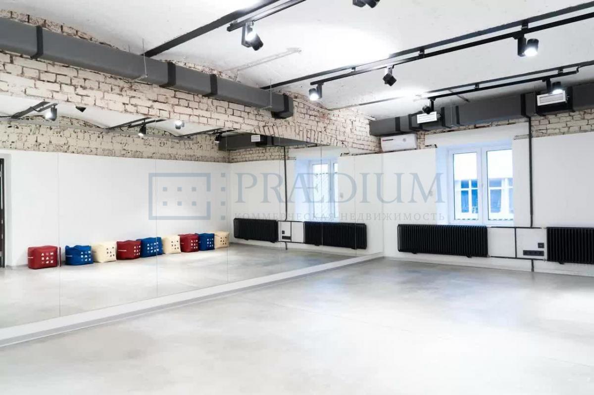 Продам офис в Москве, д 3 к 1 стр 8