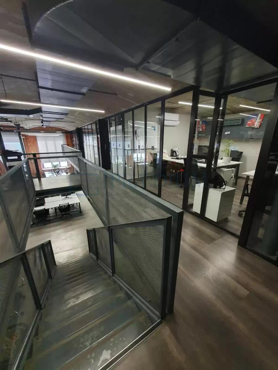 Продам офис в Москве, д 3 к 1 стр 8