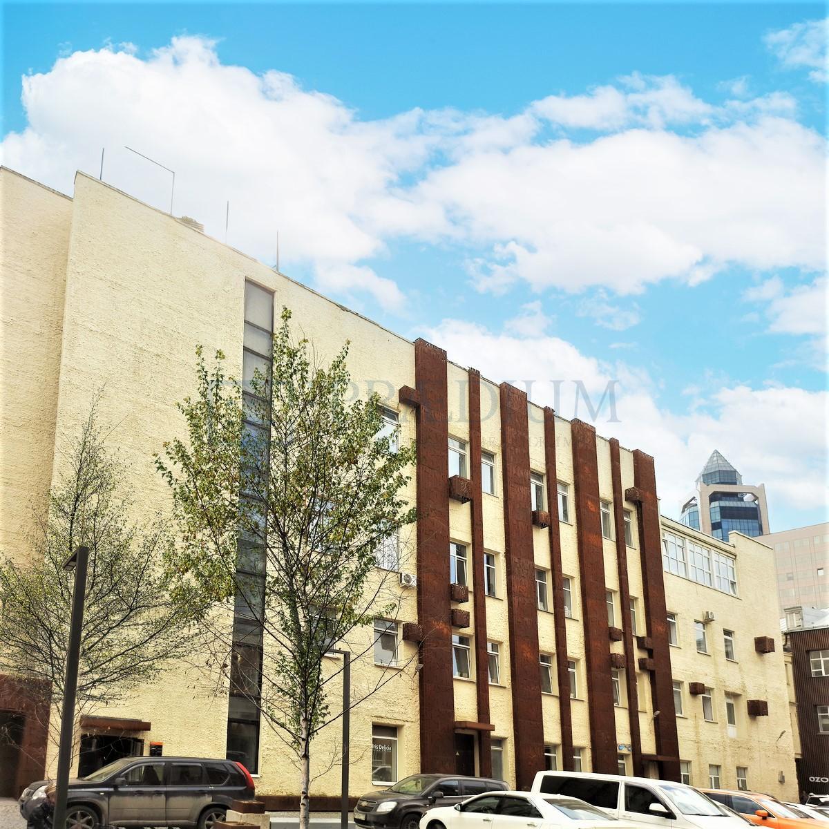 Продам торговое помещение в Москве, д 3 к 1 стр 4