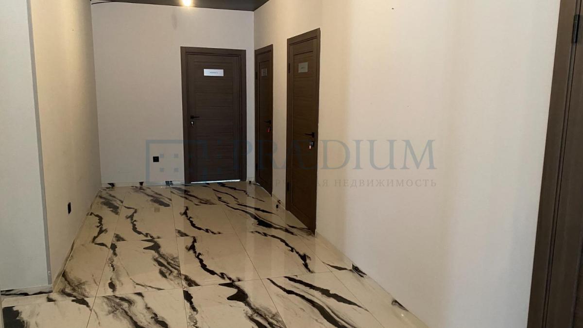 Продам торговое помещение в Москве, д 4