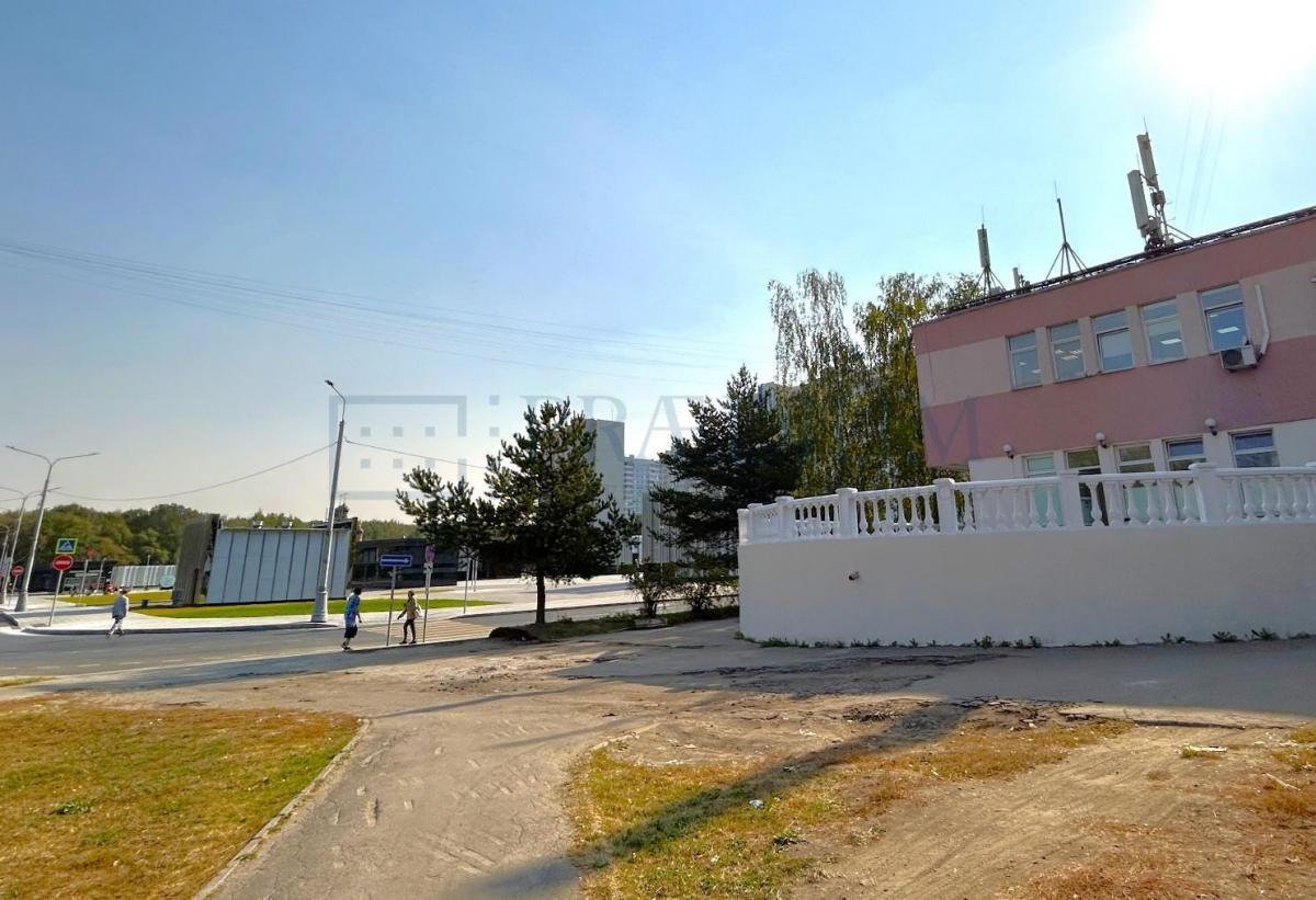 Продам торговое помещение в Москве, д 4А стр 1