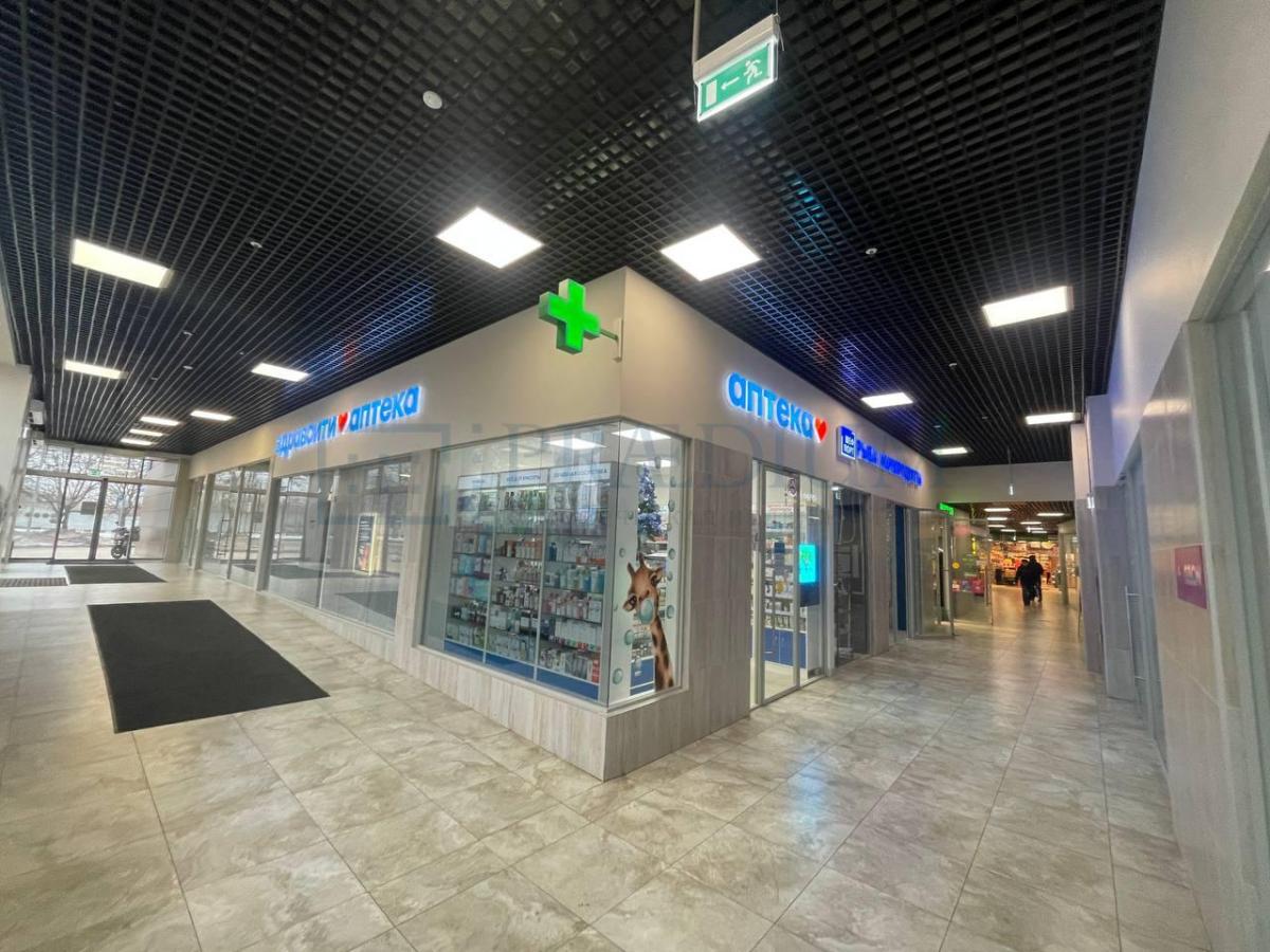 Продам торговое помещение в Москве, д 6