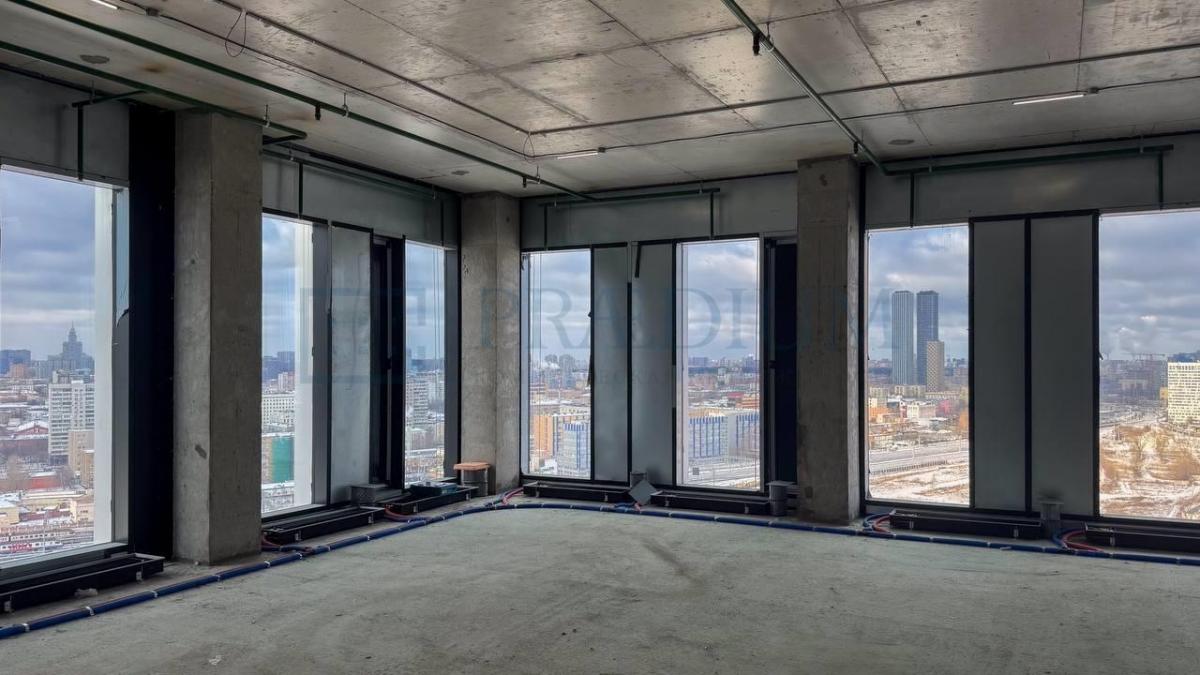 Продам торговое помещение в Москве, д 3