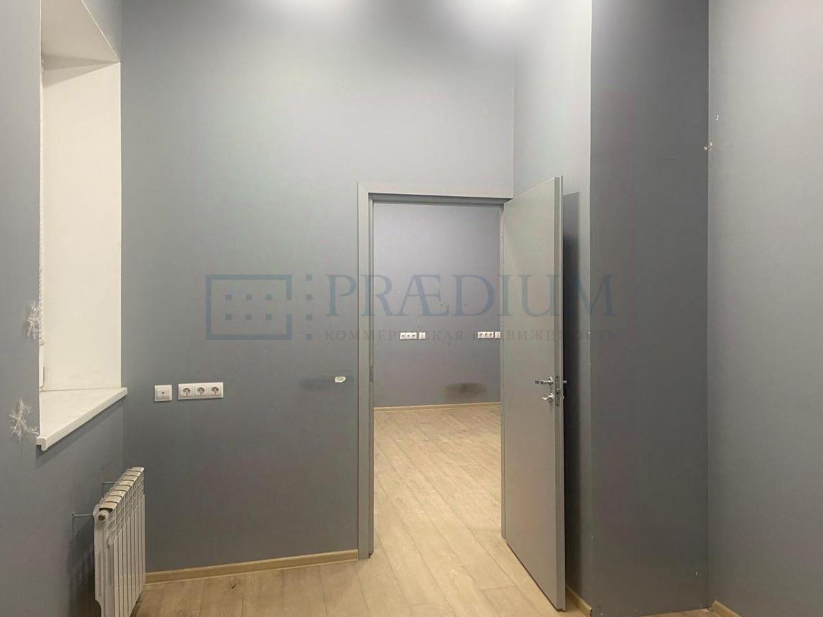 Продам торговое помещение в Москве, д 6