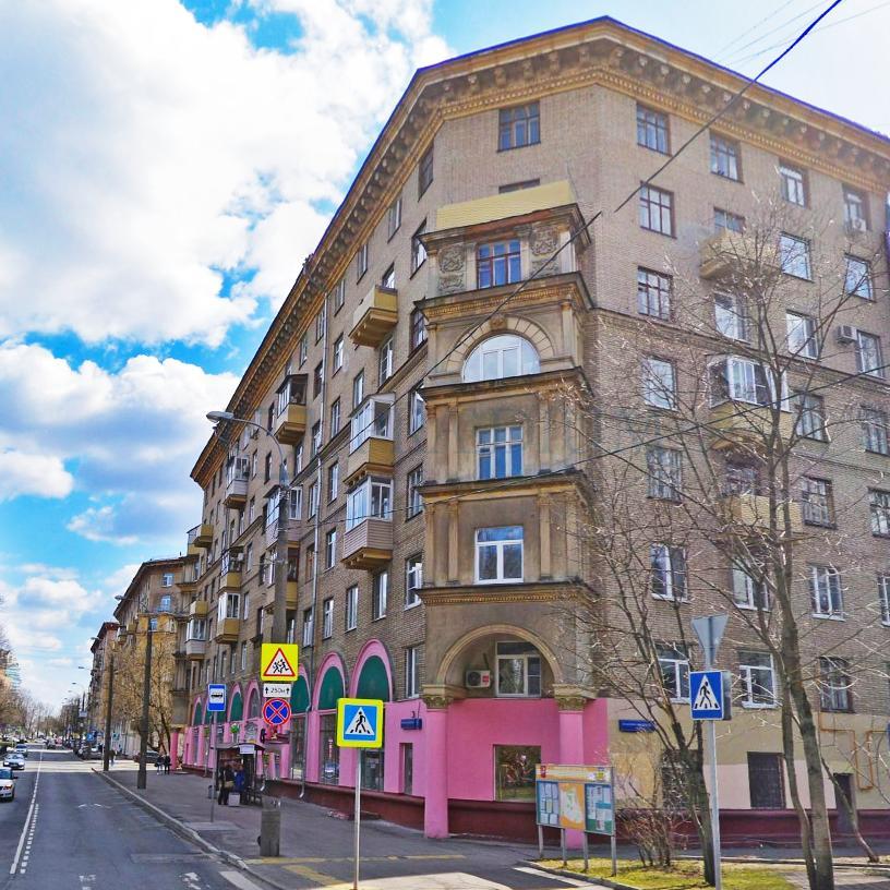 Продам торговое помещение в Москве, д 5 к 1