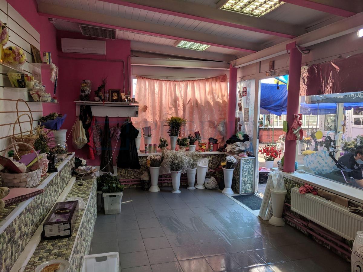 Продам торговое помещение в Москве, д 17 стр 90