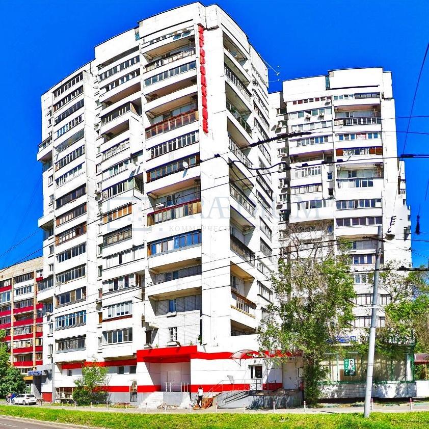 Продам торговое помещение в Москве, д 79