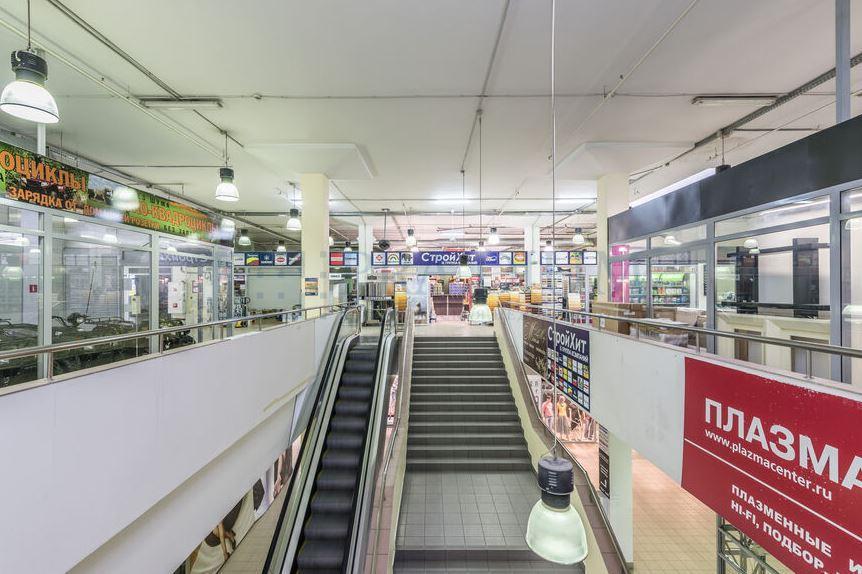 Продам торговое помещение в Москве, Волоколамское шоссе, д 103