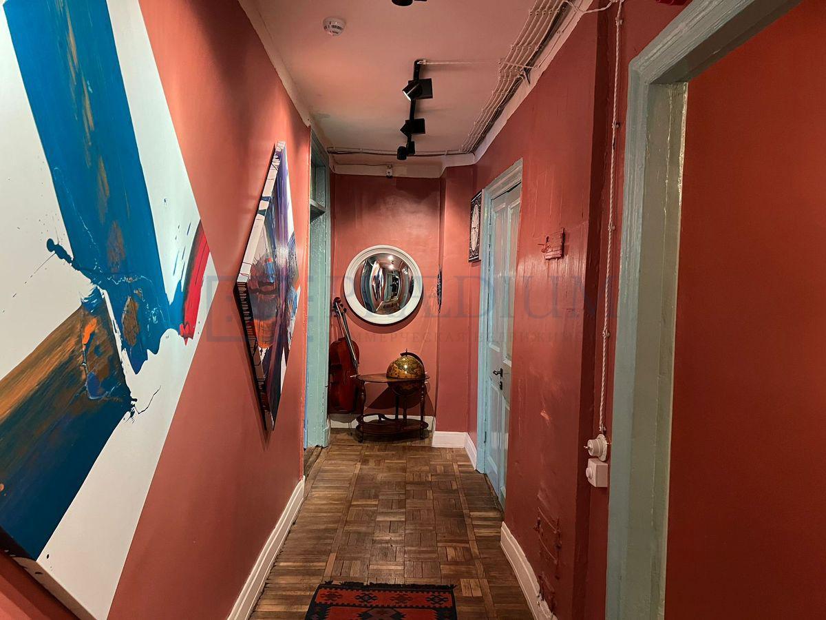 Продам торговое помещение в Москве, д 9 стр 2