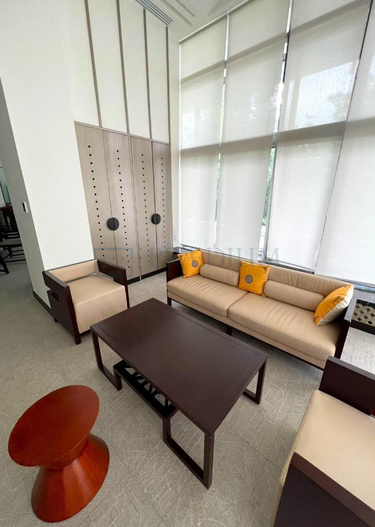 Продам торговое помещение в Москве, д 33 к 3