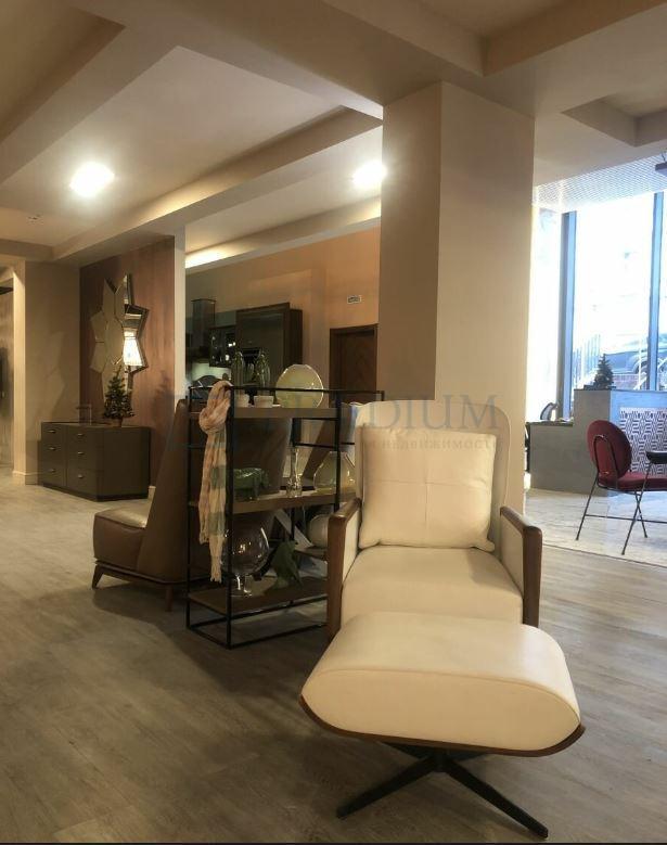 Продам офис в Москве, д 3