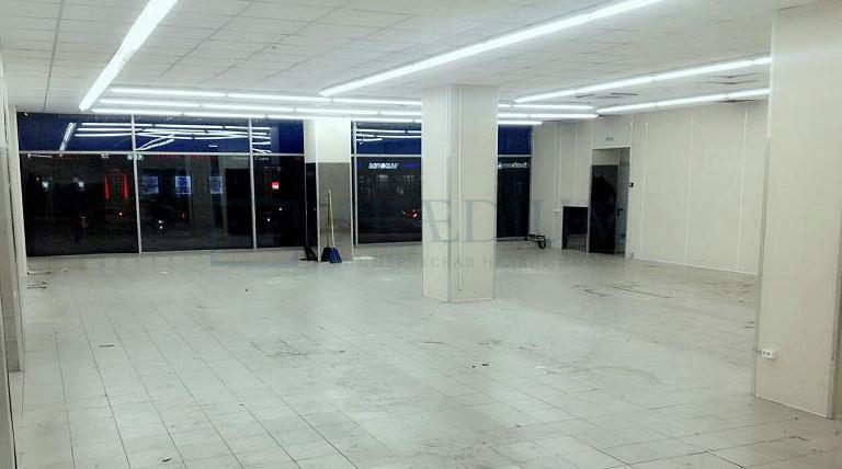 Сдается торговое помещение в Москве, д 11